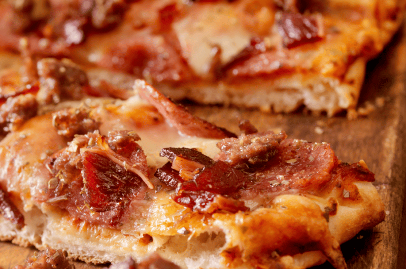 Flatbread Grilled Pizza: Bacon & Tomato